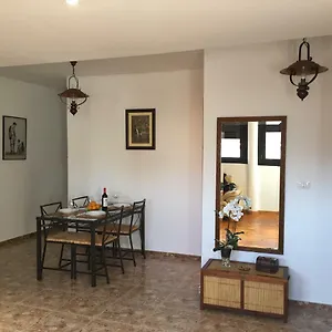 Apartamento Situado En El Centro De Cruz Apartamento